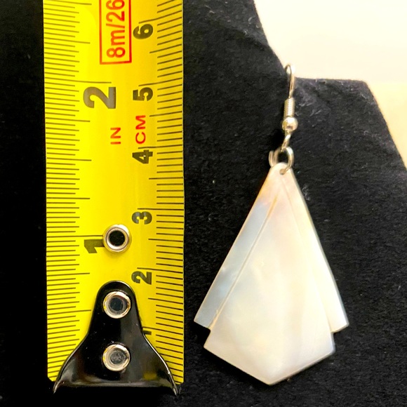 White Shell Earrings - Picture 2 of 2